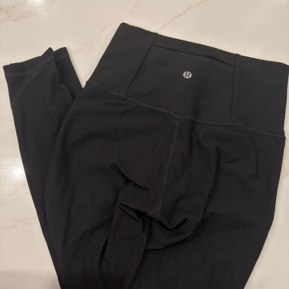 Lululemon Mapped Out High-Rise Tight 28 Black SenseKnit Leggings W5CEQS Size 6
